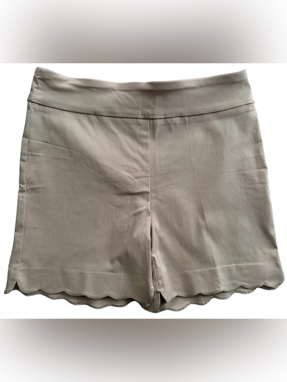 Counterparts Scalloped Hem Pull On Super Stretch Shorts in Light Tan